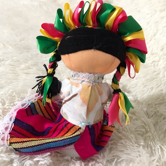Mexican doll hand made - Picture 8 of 11